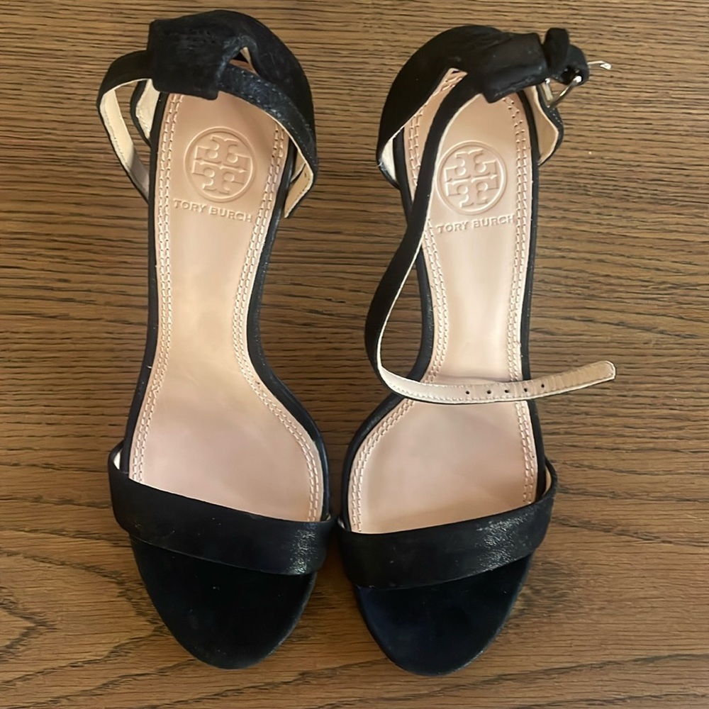 EUC Tory Burch Heels